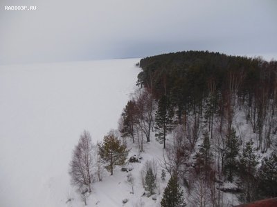 Вид с маяка Ивановский на остров.JPG